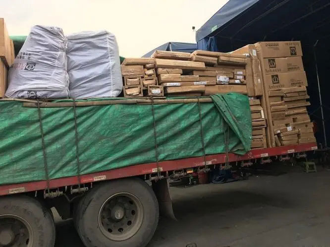 多伦家具托运